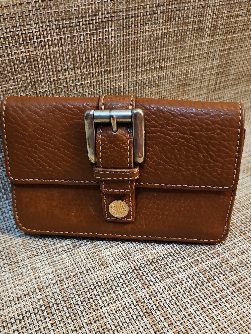 Everyday Leather Buckle Clutch Wallet in Light Brown